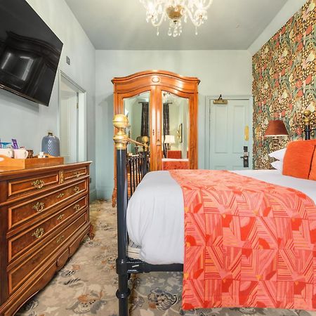 Clementine'S Guest House York Exterior foto A room at the hotel
