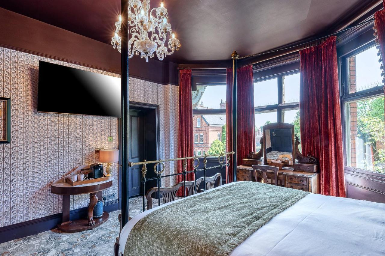 Clementine'S Guest House York Exterior foto A bedroom at the hotel